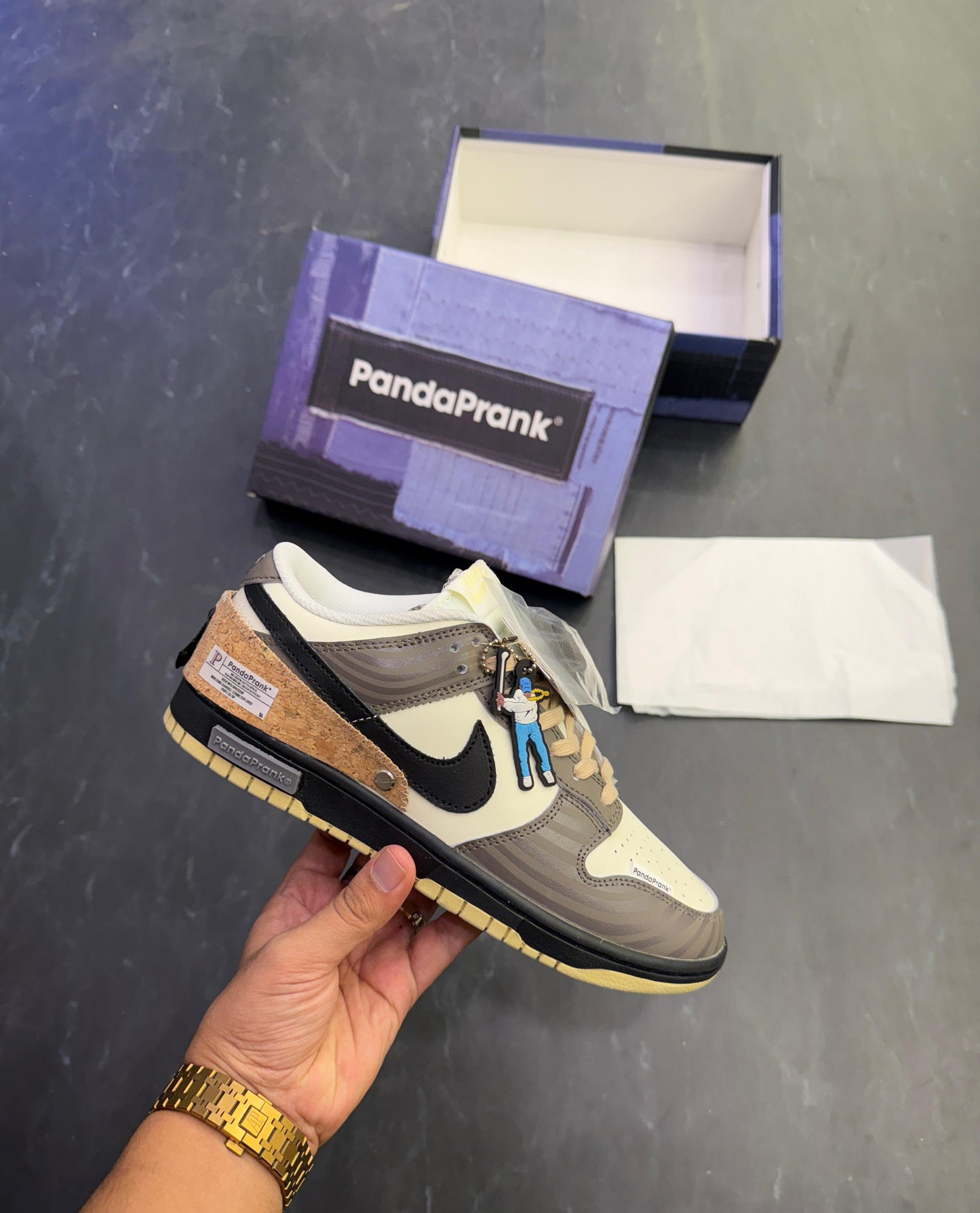 NIKE SB DUNK PANDAPRANK 2025