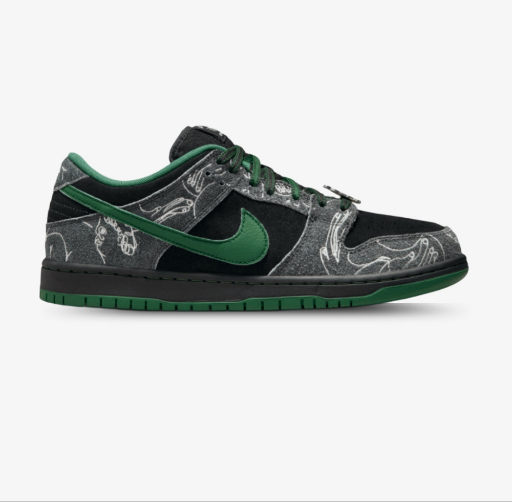 NIKE SB DUNK LOW THERE SKATEBOARDS