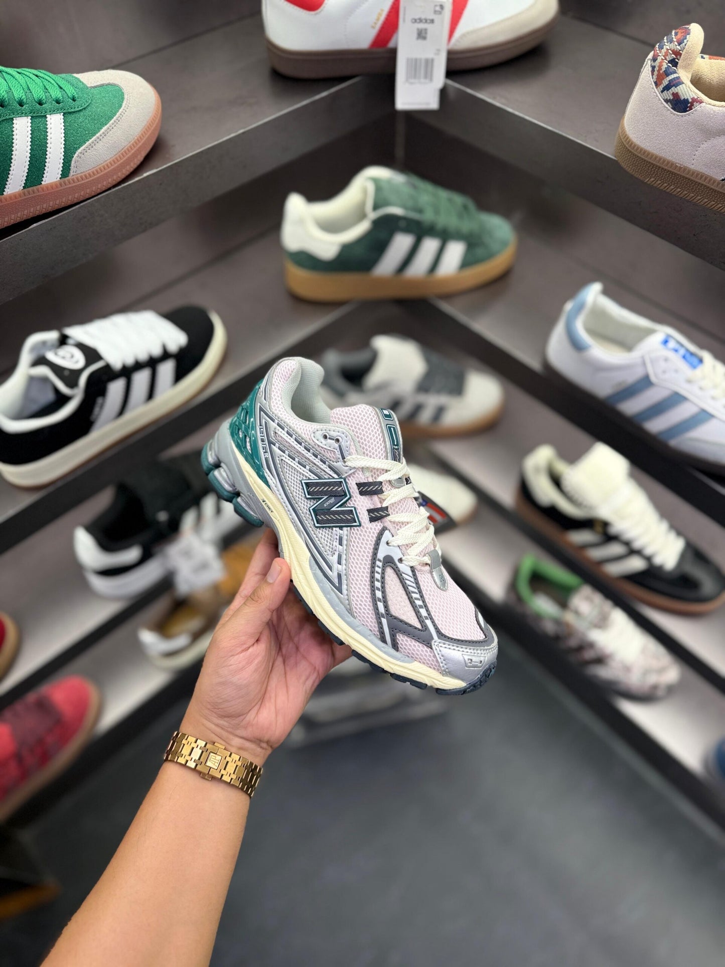 NEW BALANCE 1906 R RAY GREY GREEN