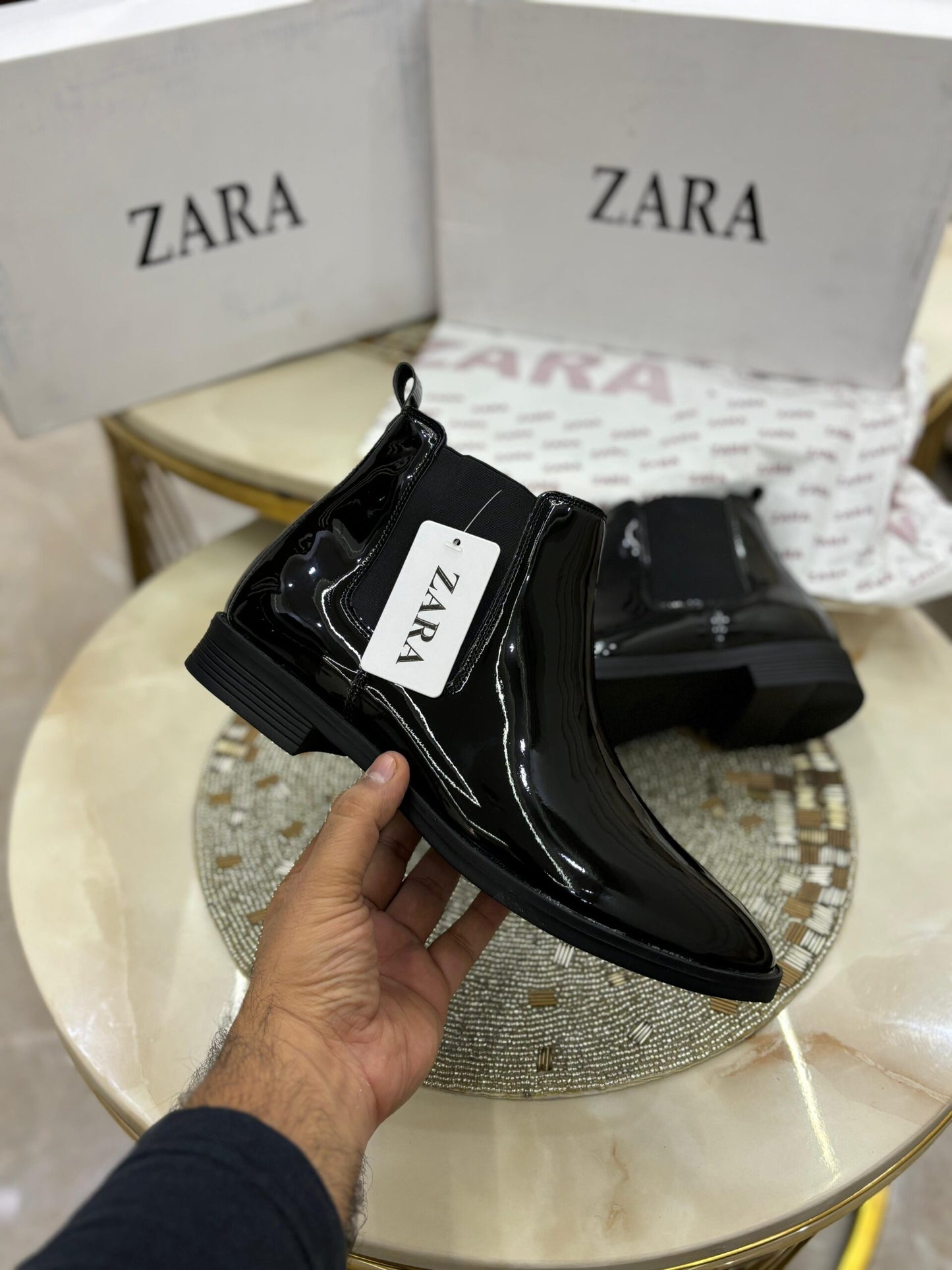 CHELSEA BOOT GLOSSY