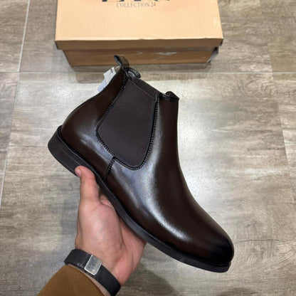 Chelsea Boots With Pointed Toe Brown