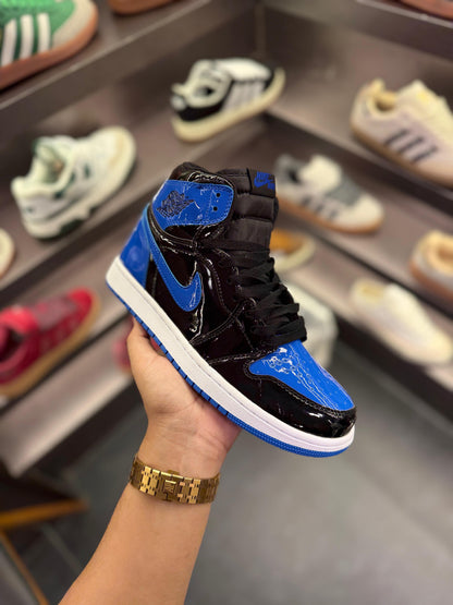 AIR JORDANS RETRO 1 PATENT ROYAL BLUE