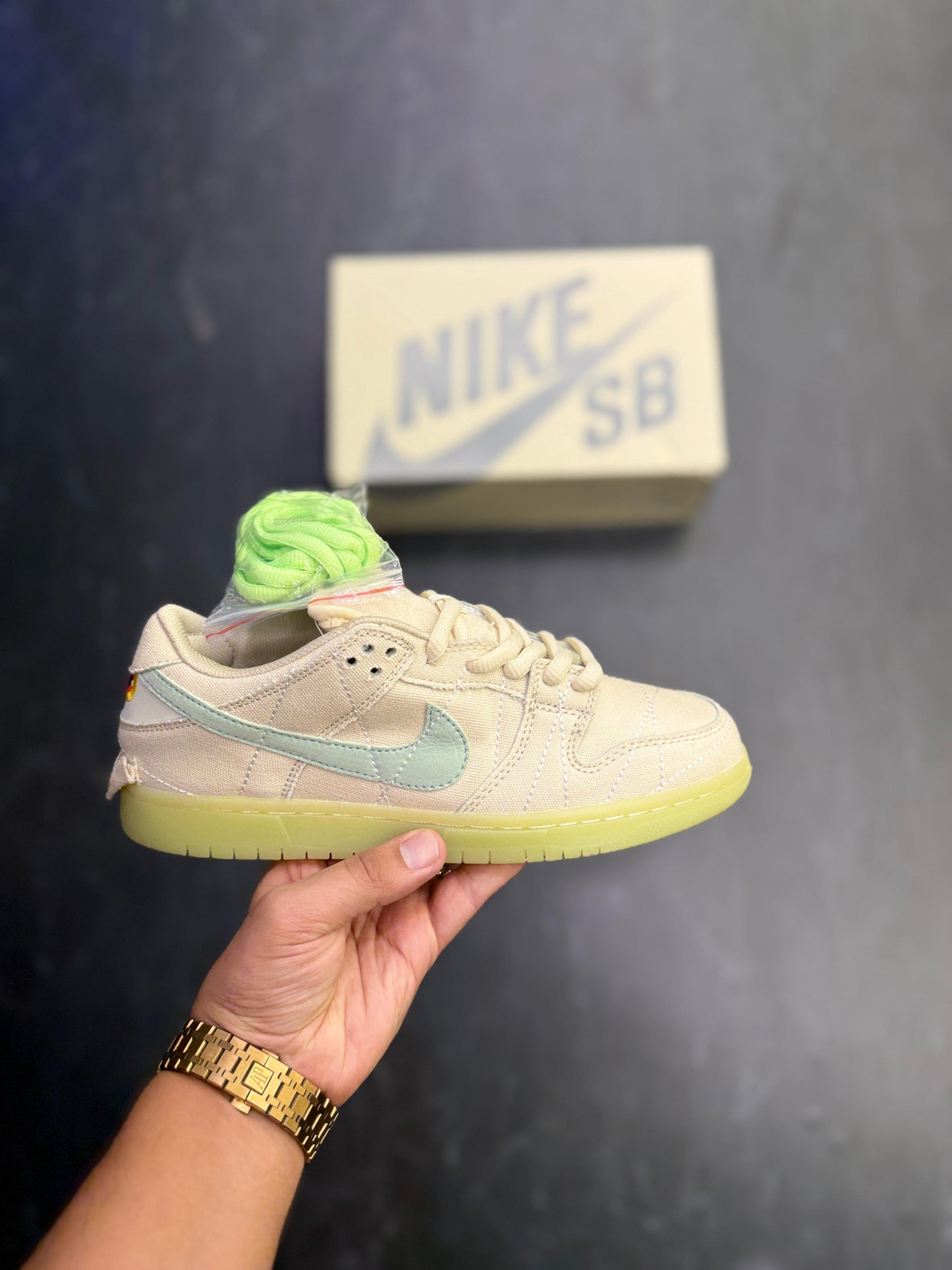 NIKE SB DUNK LOW MUMMY