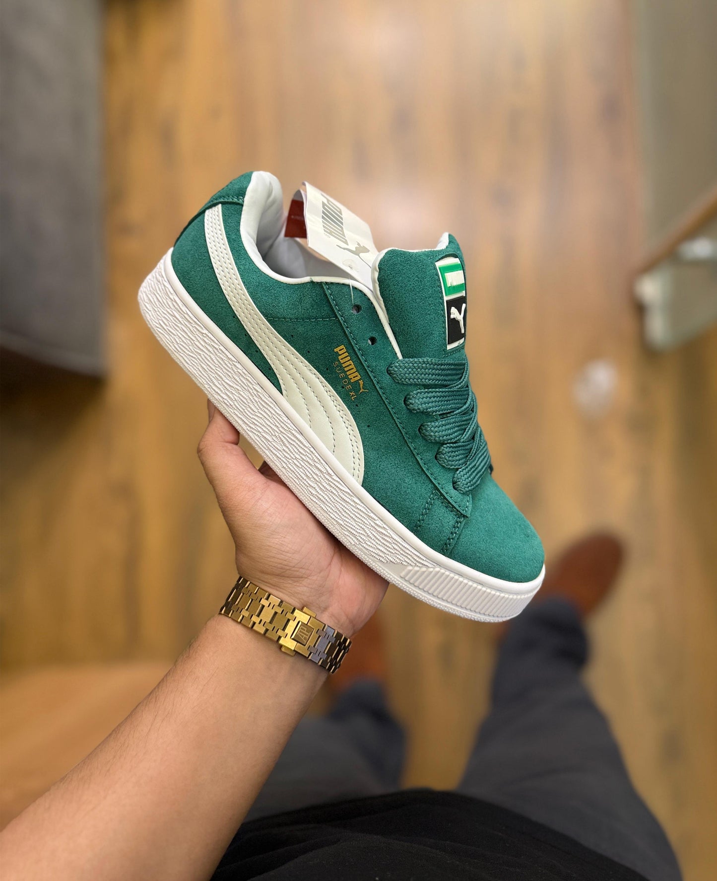 GREEN COLOR ON DEMAND