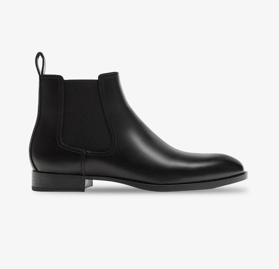 CHELSEA BOOTS WITH POINTED TOE BLACK